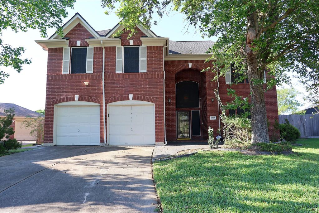 Photo of 1505 Ash Run Court, Pearland, TX 77581 (MLS # 39604929)