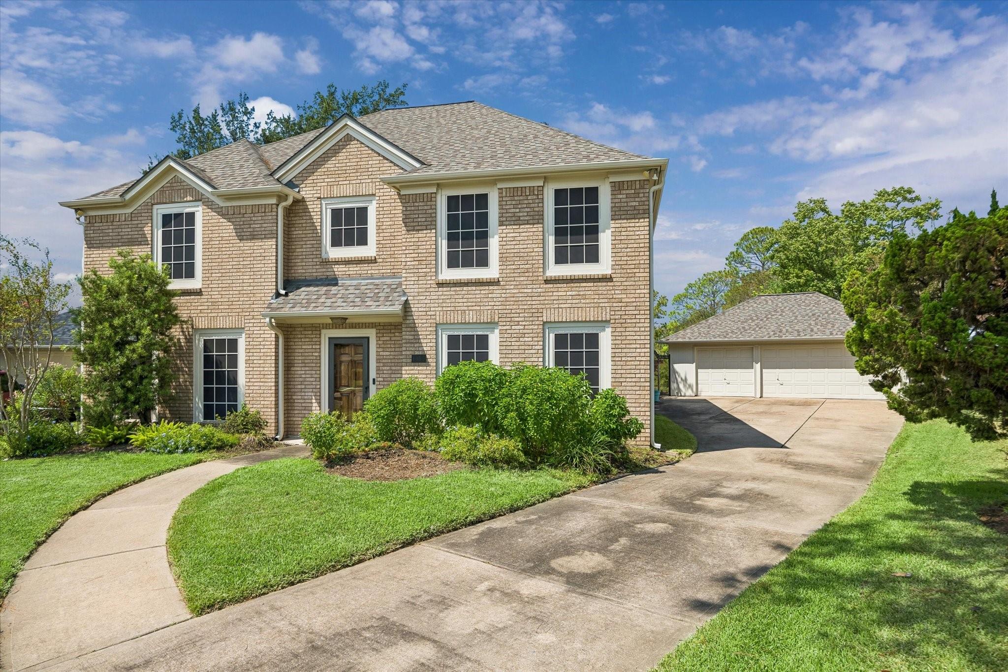 1306 Forest Hollow Drive
