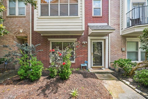 Photo of 2913 Crawford Street, Houston, TX 77004 (MLS # 73588229)