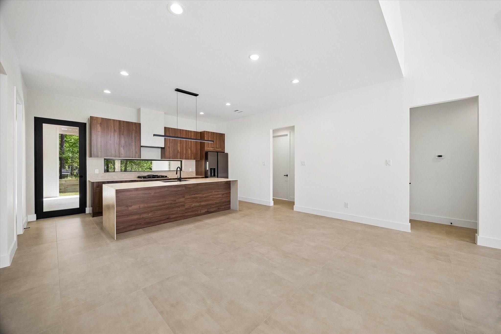 10943 Mockingbird Place