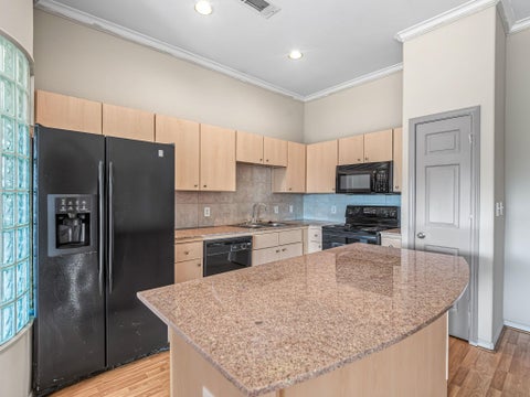 Photo of 1441 East Street #315, Houston, TX 77007 (MLS # 45248654)