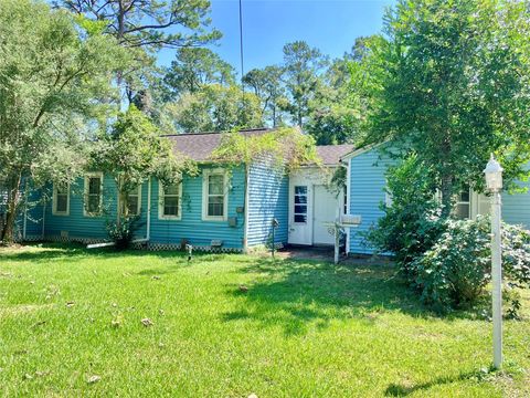 Photo of 5012 Winding Way, Dickinson, TX 77539 (MLS # 41799246)