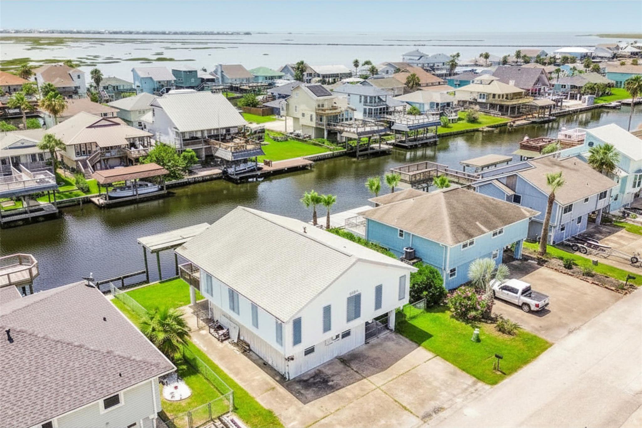 1073 Redfish Street