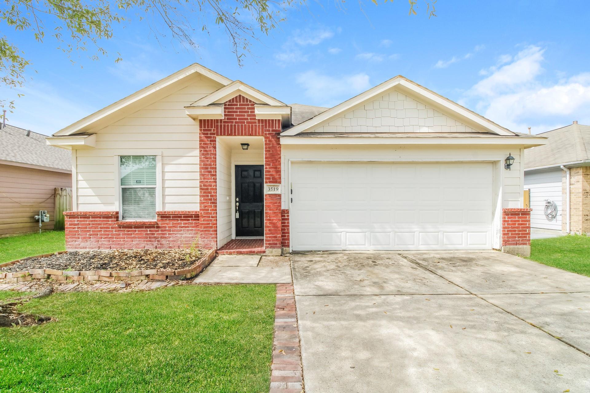 3519 Apache Meadows Drive