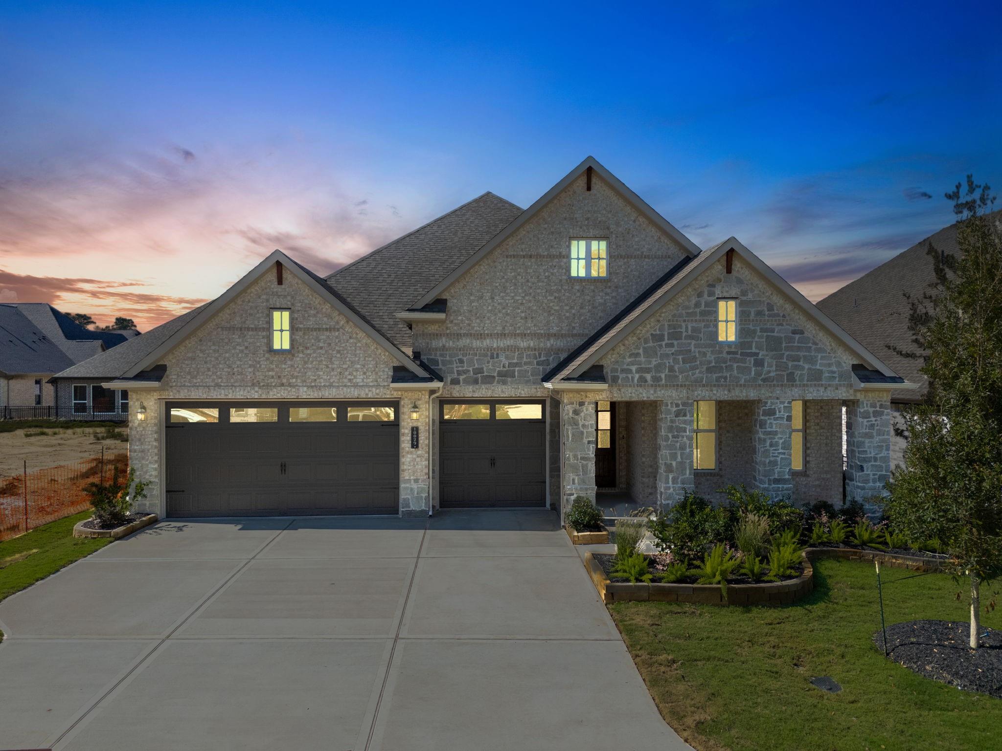 10029 Larkin Cove