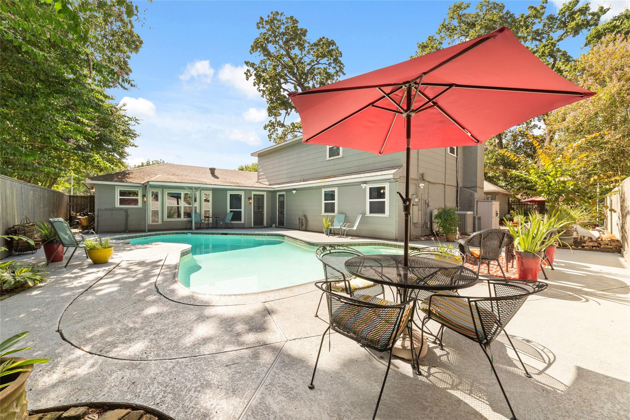 10823 Dunbrook Drive