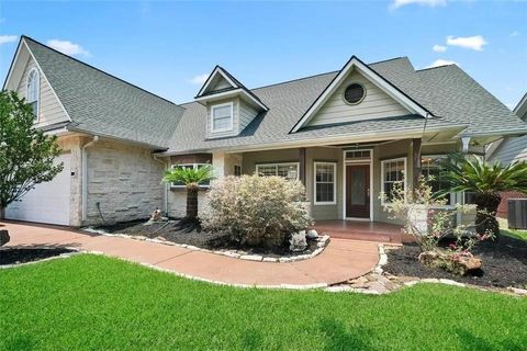 Photo of 17426 Waterview Drive, Montgomery, TX 77356 (MLS # 68815397)