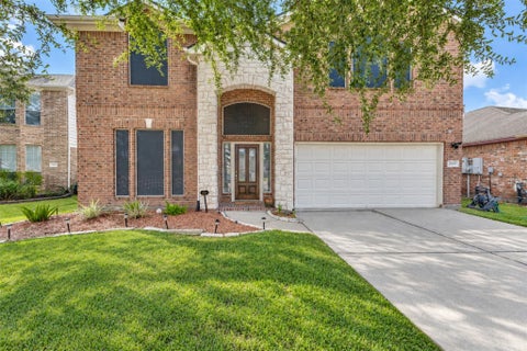 Photo of 2303 Megellan Point Ln Lane, Pearland, TX 77584 (MLS # 81411478)