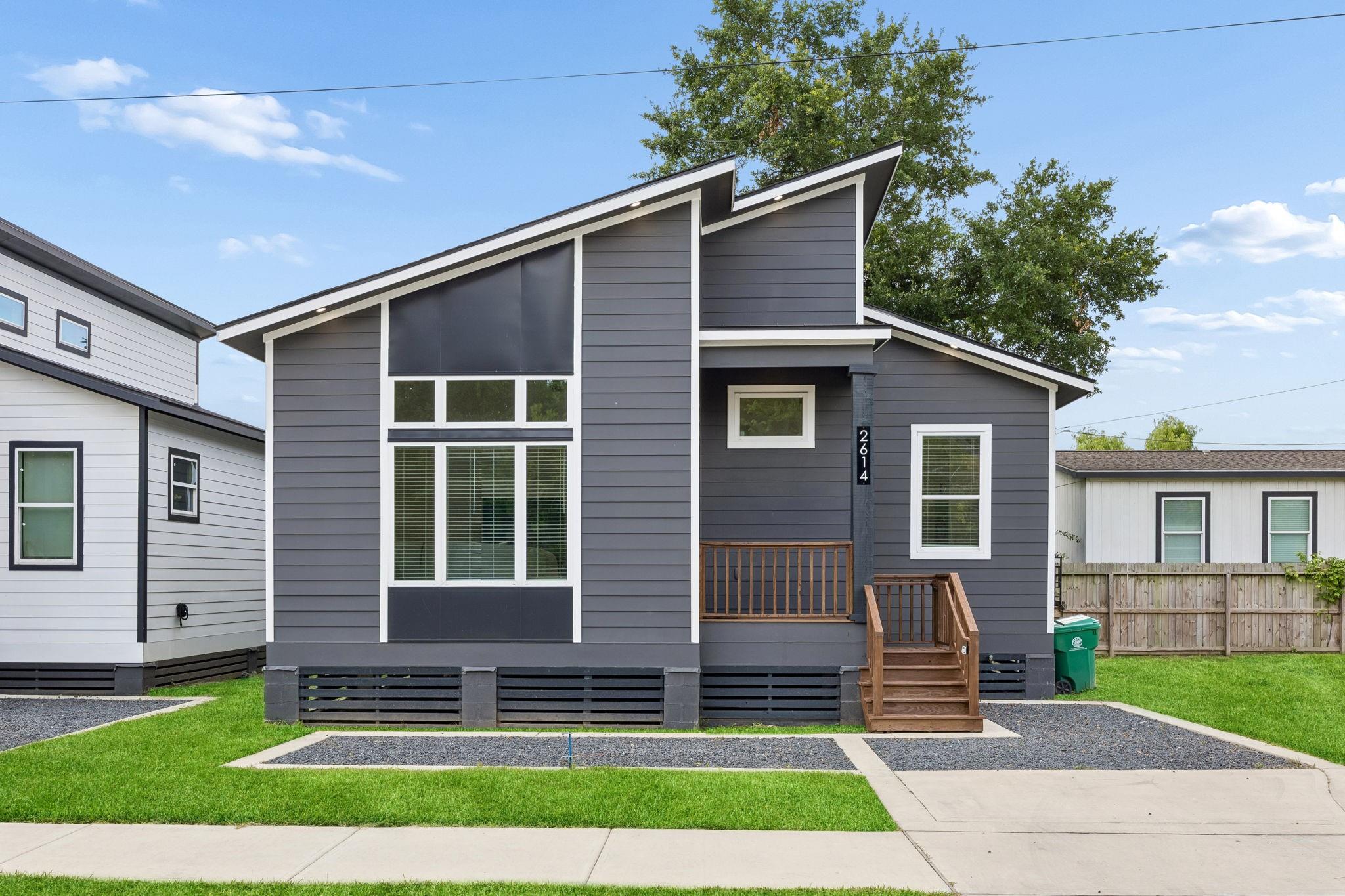 2614 Noble Street