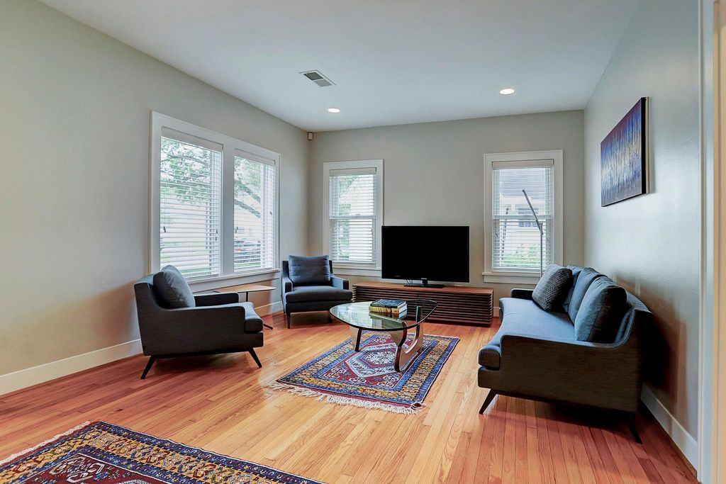 Photo of 6119 Fordham Street, West University, TX 77005 (MLS # 91842897)