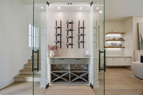 Tiny photo for 539 W 34th Street, Houston, TX 77018 (MLS # 22031090)