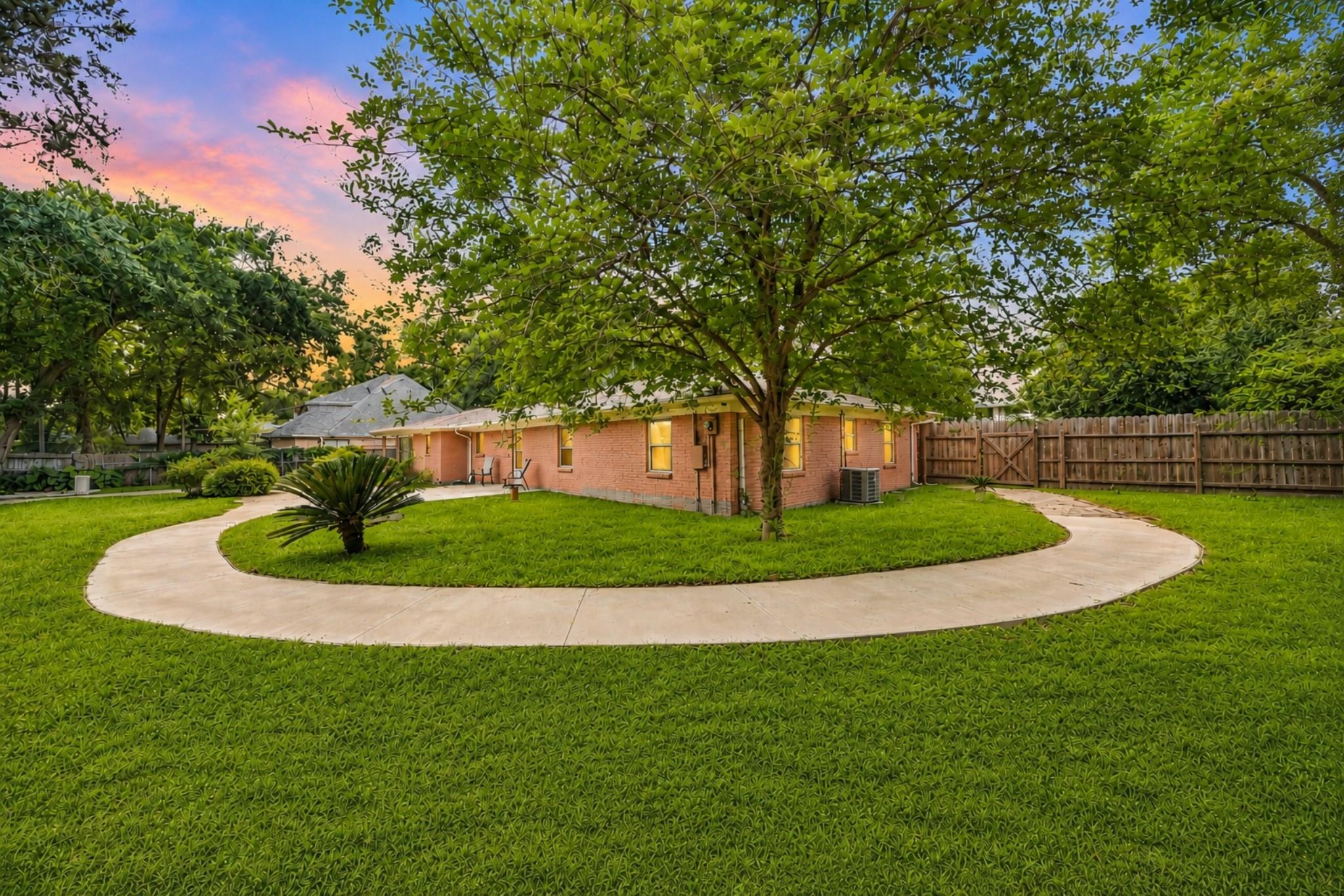 16307 Amcreek Road
