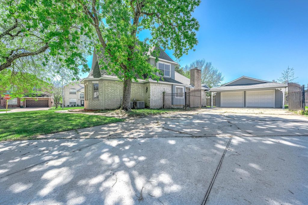 Photo of 18503 Pheasant Field Drive, Humble, TX 77346 (MLS # 51442130)