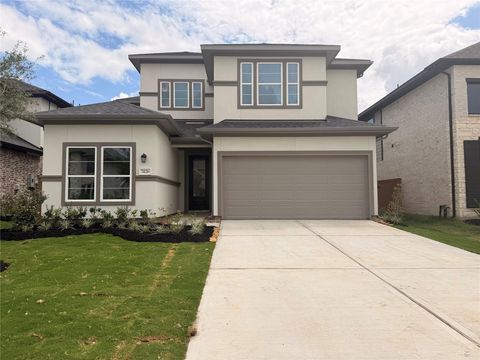 Photo of 7426 Fraser Peak Drive, Katy, TX 77493 (MLS # 4459668)