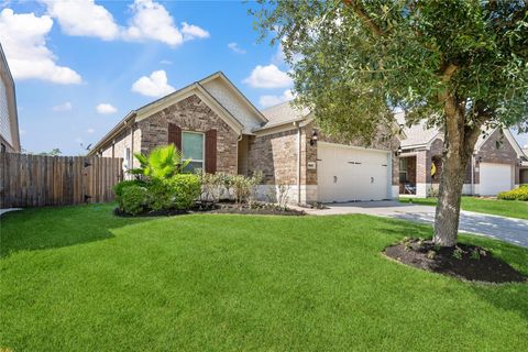 Photo of 16627 Lake Aquilla Lane, Houston, TX 77044 (MLS # 24571696)