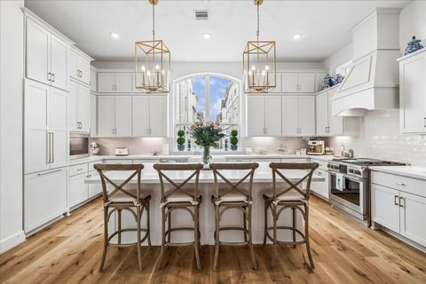 Photo of 806 Dunleigh Meadows Lane, Houston, TX 77055 (MLS # 29672868)