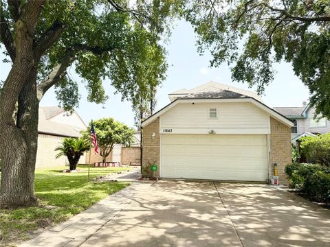 Photo of 11643 Herald Square Drive, Houston, TX 77099 (MLS # 14207350)