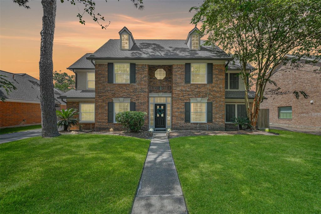 Photo of 4007 Brook Shadow Drive, Houston, TX 77345 (MLS # 72302281)