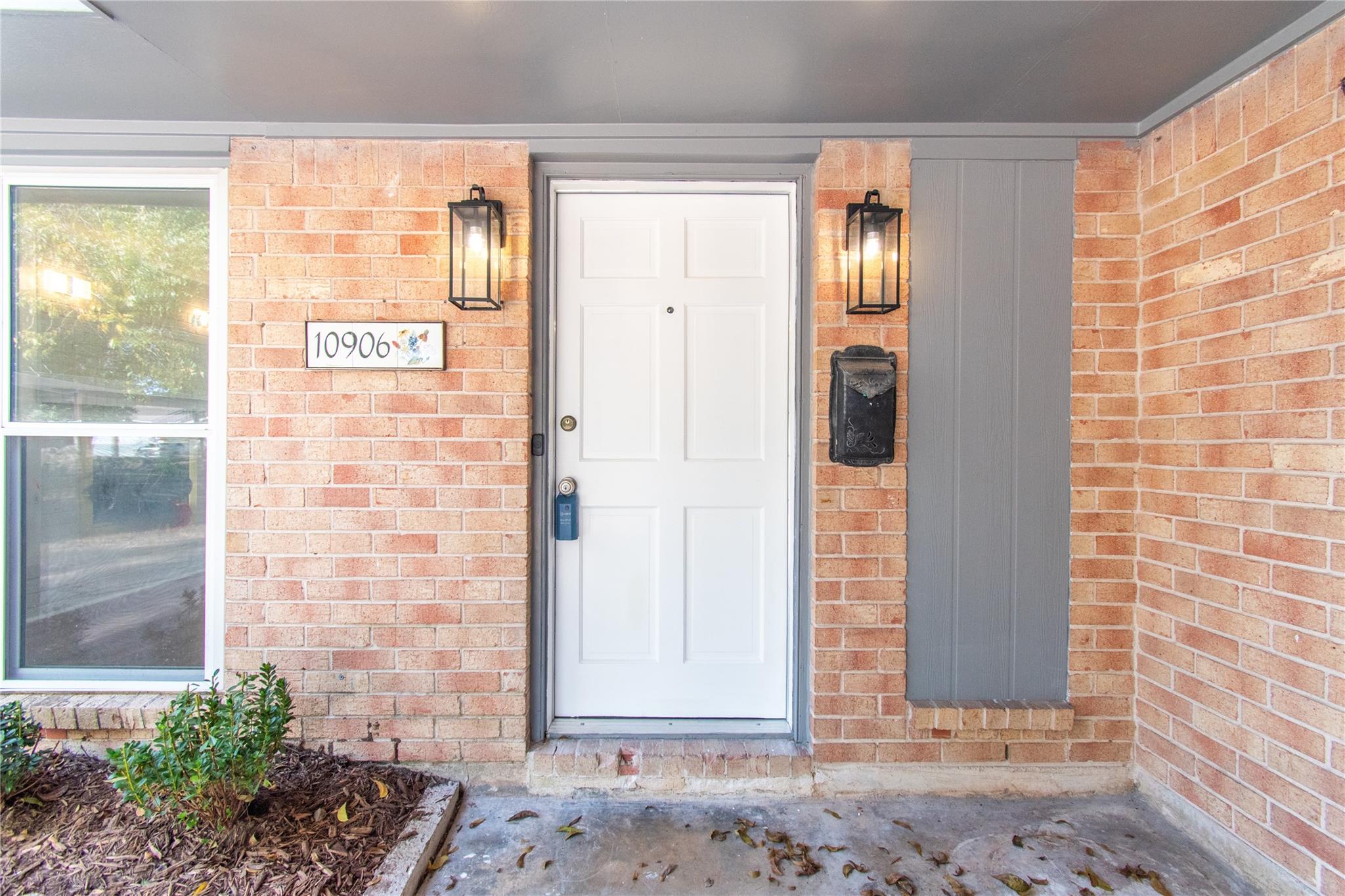 10906 Green Arbor Drive