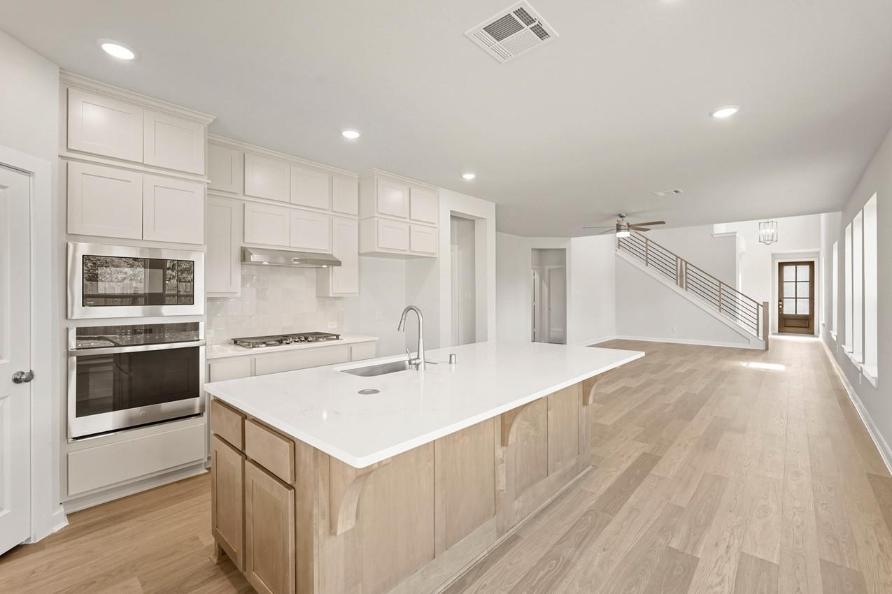 106 Neches Nook Court