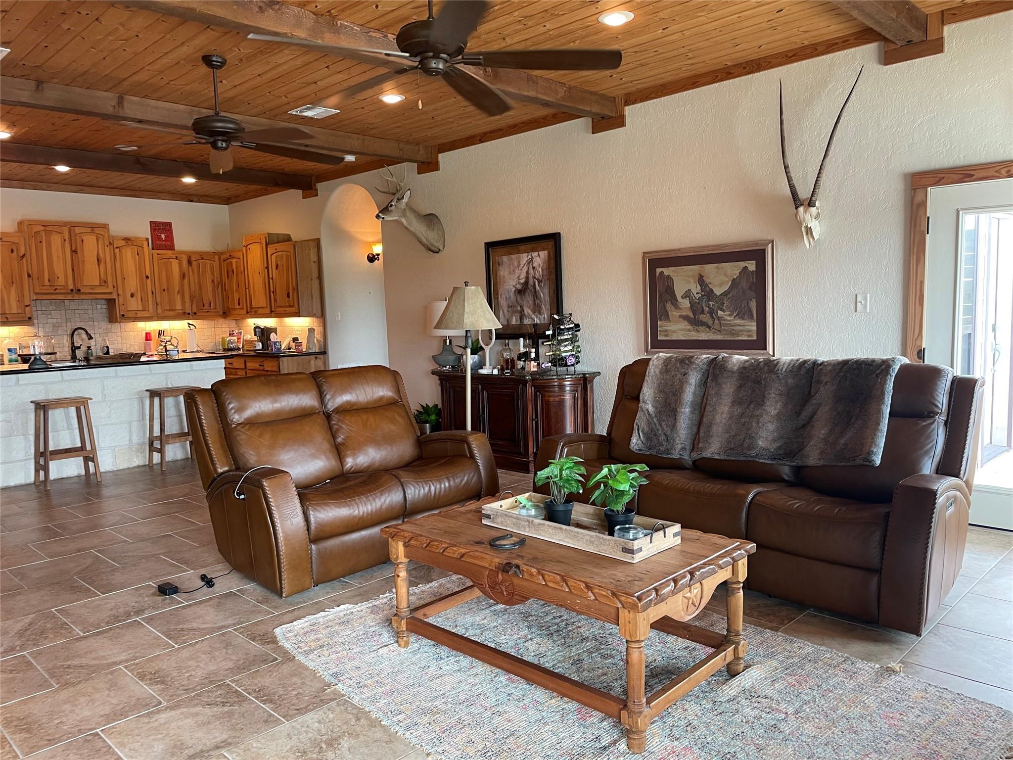 357 Mustang Ridge Rd Road
