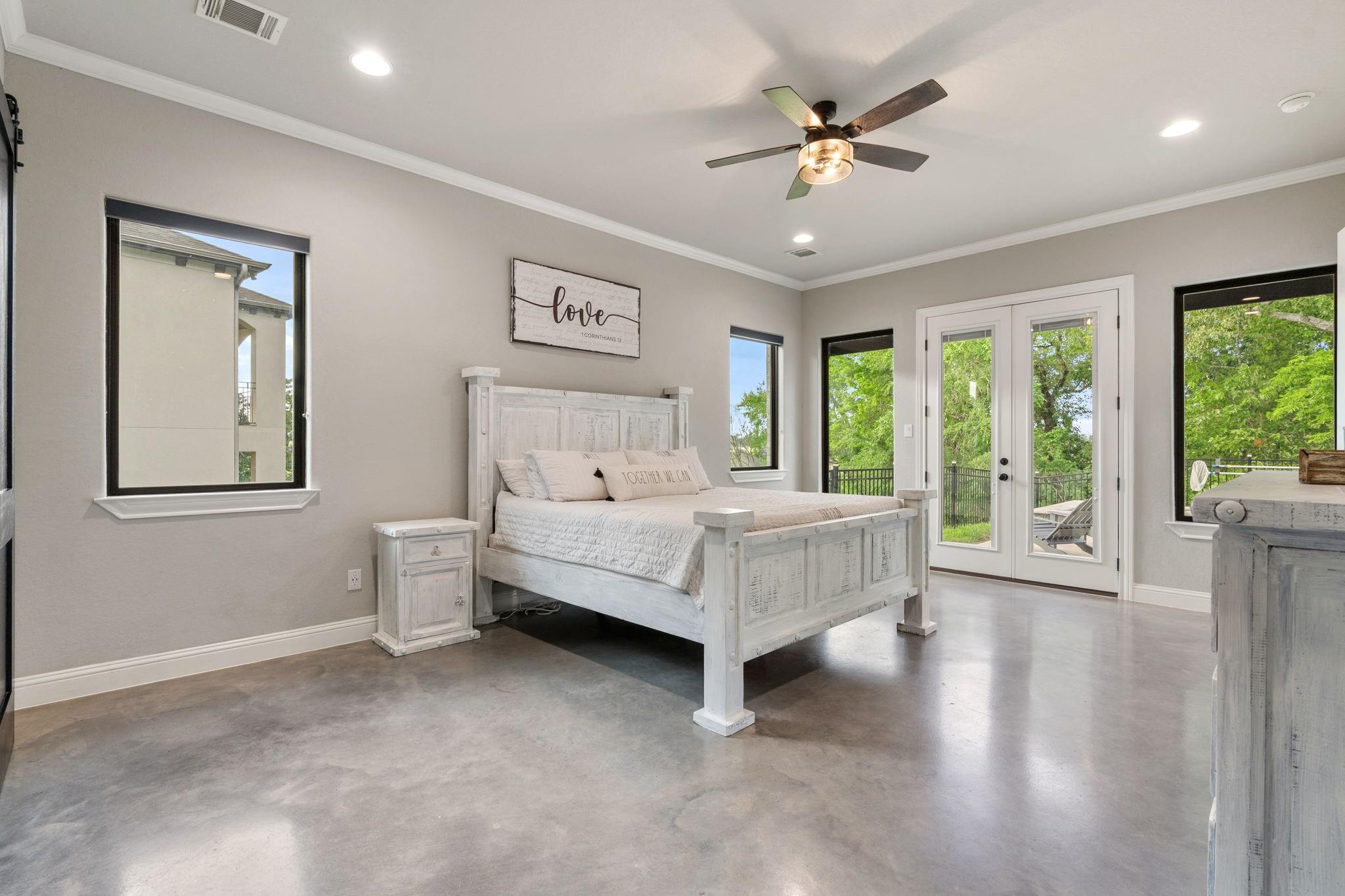 19178 Grandview Point