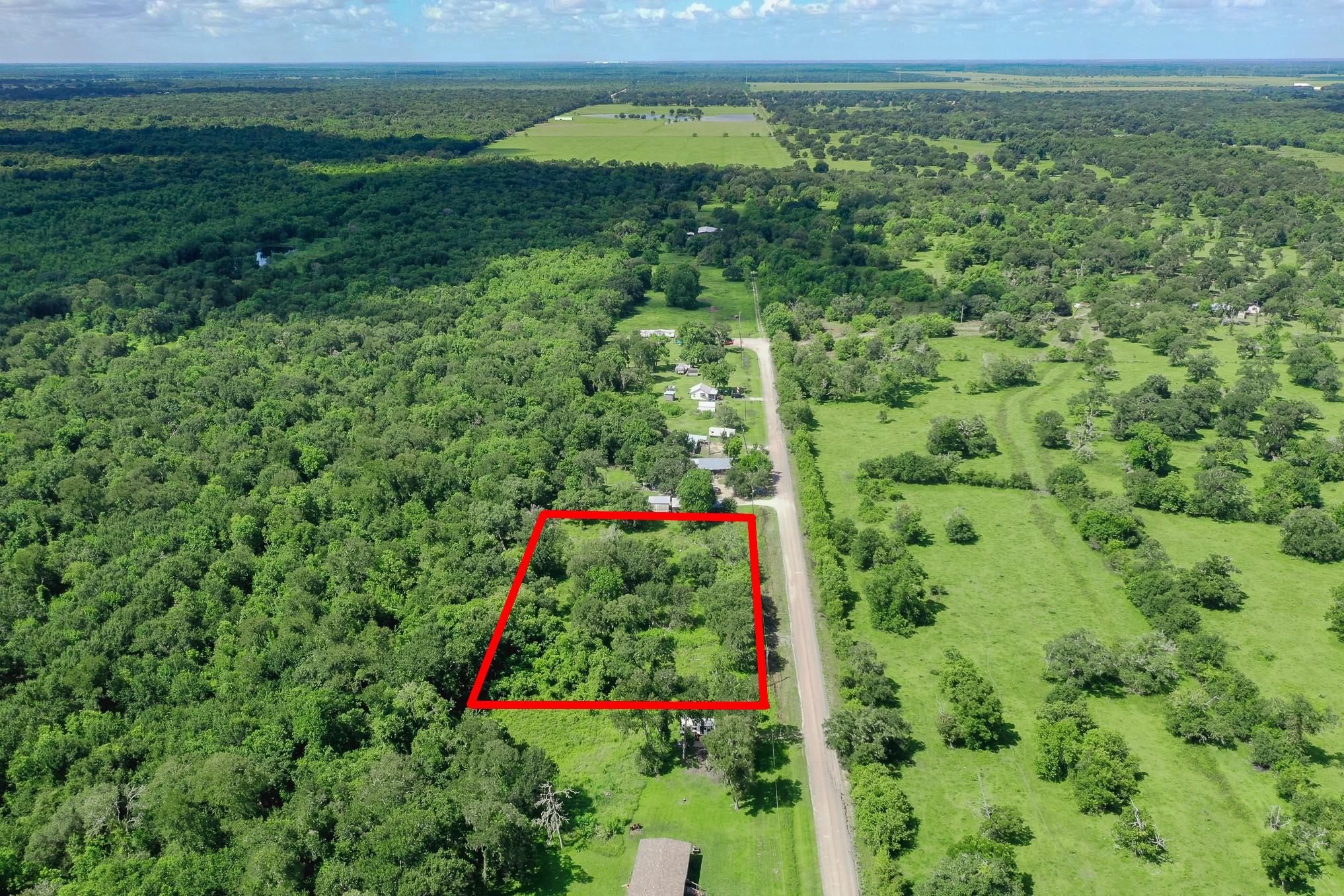 359 County Road 472