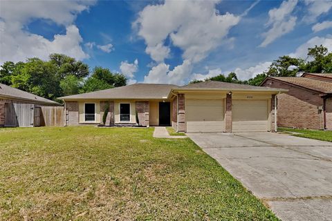 Photo of 10210 Rippling Fields Drive, Houston, TX 77064 (MLS # 49205287)