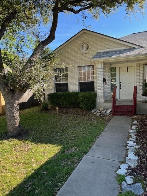 Homes For Sale - 709 Elder Way<br/> Round Rock, TX 78664