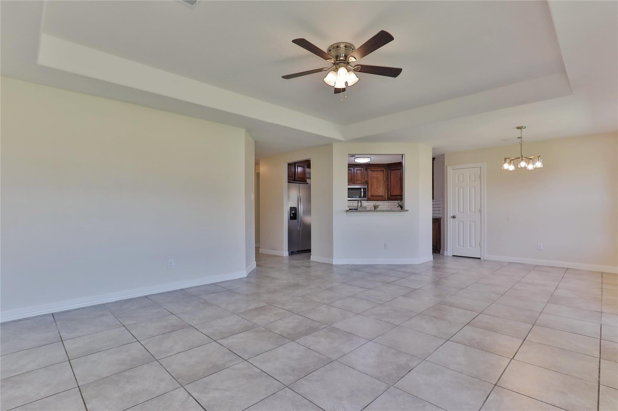 6120 Fox Ridge Drive R453E