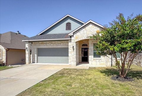 Photo of 419 Gettysburg Loop, Elgin, TX 78621 (MLS # 68421706)