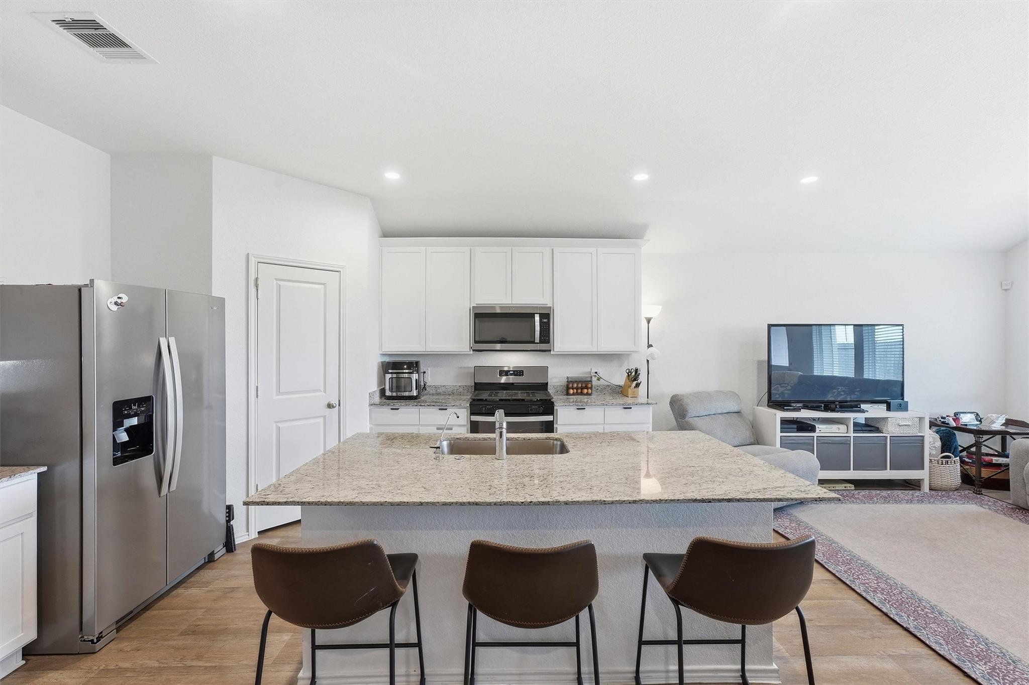 31238 Yatesbury Lane