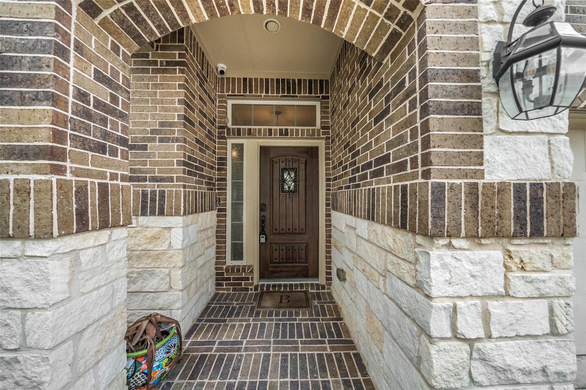 9534 Knox Prairie Court