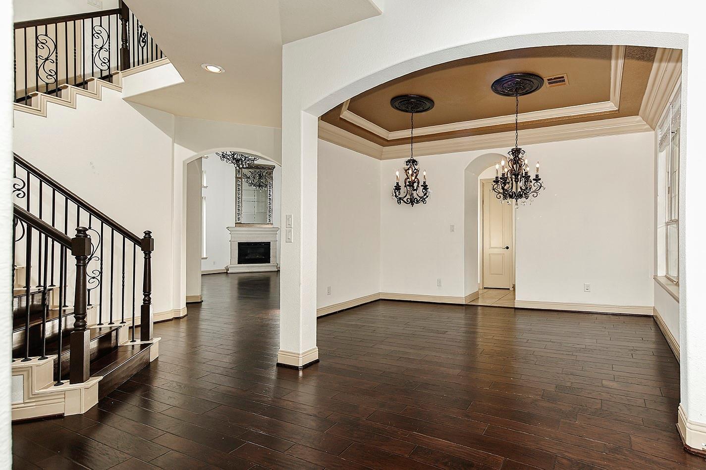 27 Tioga Place