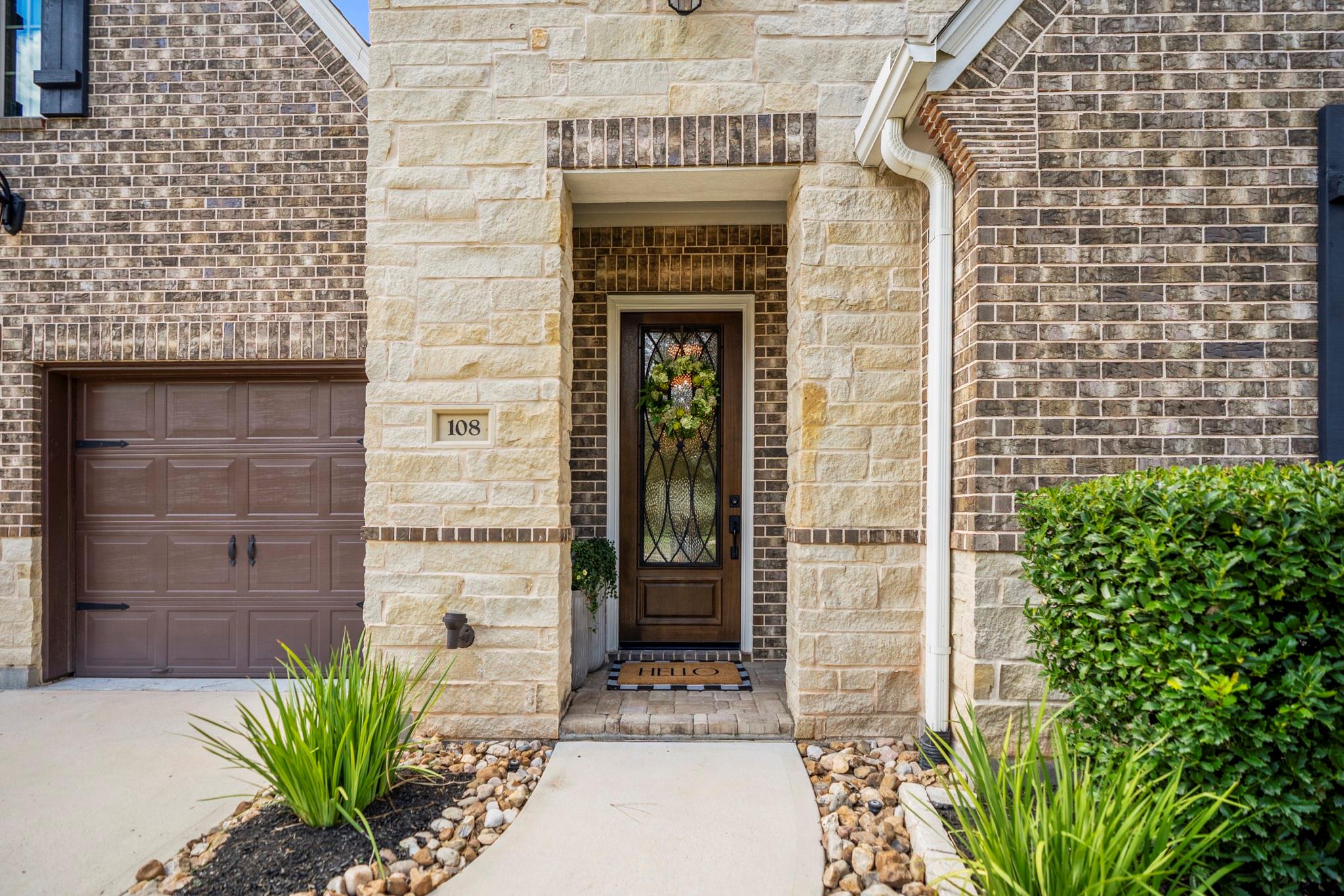 108 Dawning Rays Court