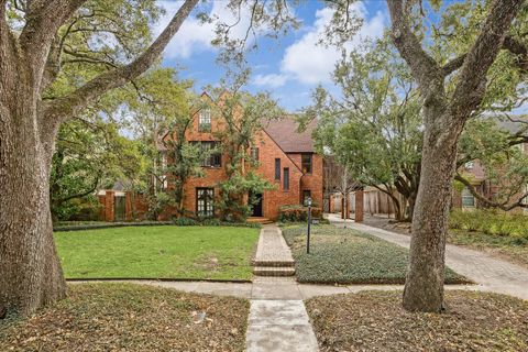 Photo of 2345 Blue Bonnet Boulevard, Houston, TX 77030 (MLS # 69643139)
