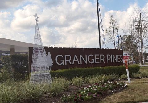 Photo of 16916 Rich Pines Drive, Conroe, TX 77302 (MLS # 17254073)