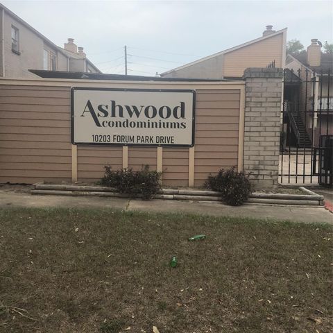 Photo of 10203 Forum Park Dr, Houston, TX 77036 (MLS # 17324846)