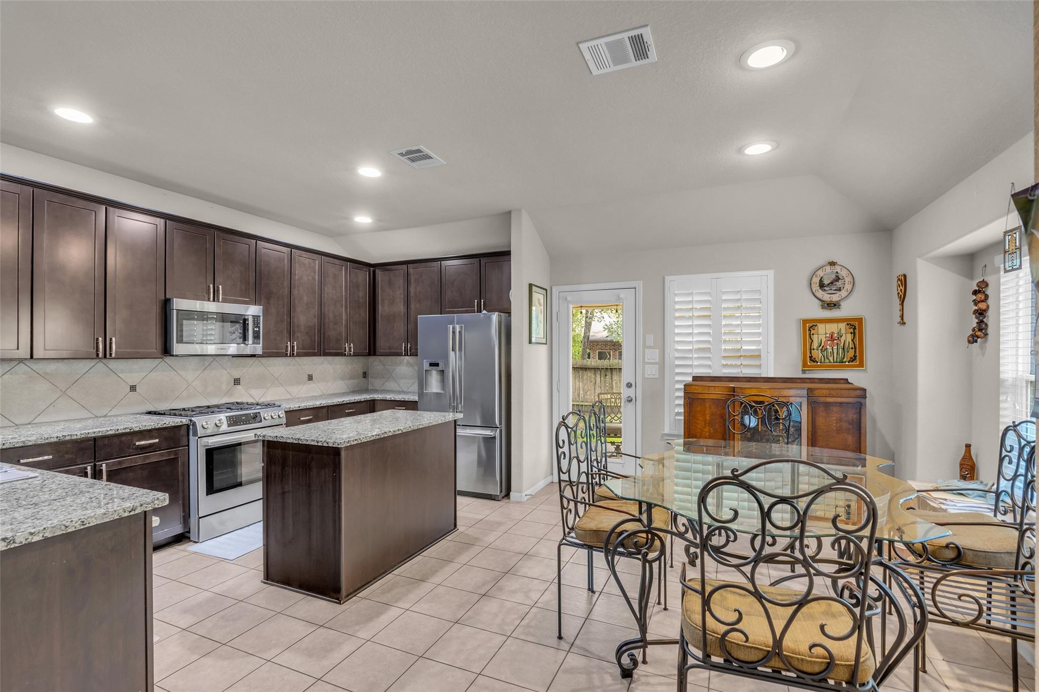 172 Knollbrook Circle