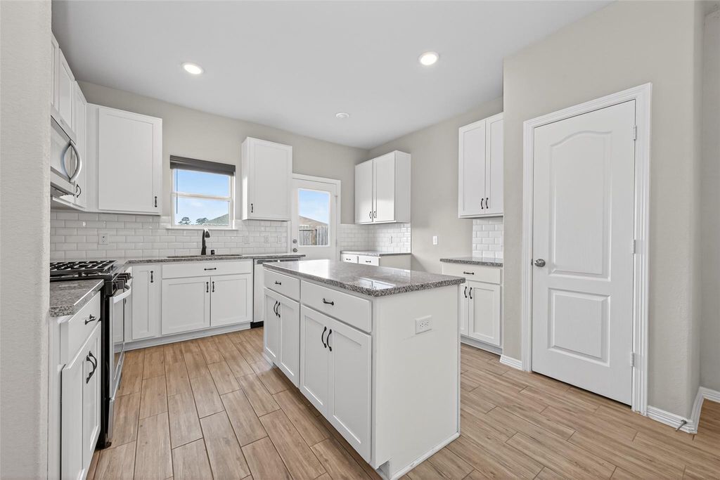 Photo of 25831 Hickory Pecan Trail Trl, Tomball, TX 77375 (MLS # 50316484)