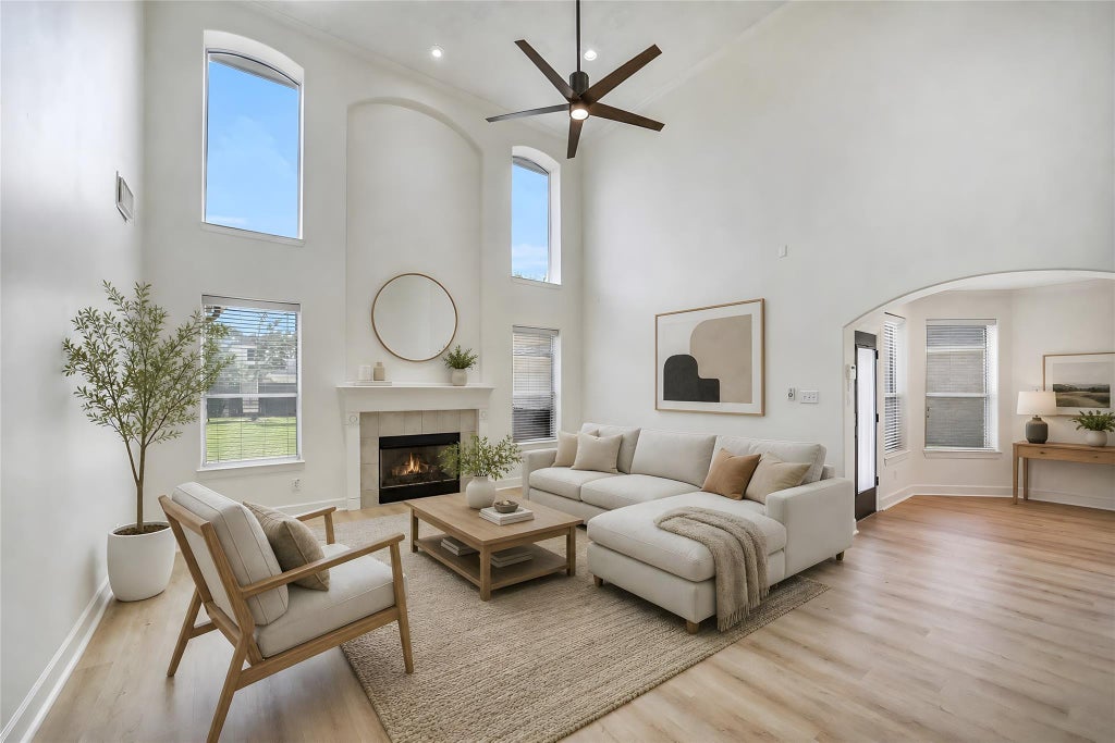 Photo of 17306 Eagle Ledge Drive, Tomball, TX 77377 (MLS # 42403152)