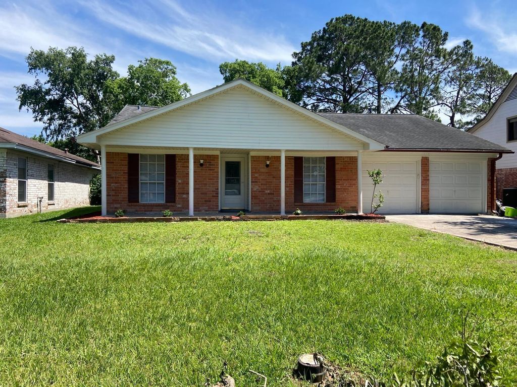 Photo of 1815 Westwood Drive, Stafford, TX 77477 (MLS # 2231300)