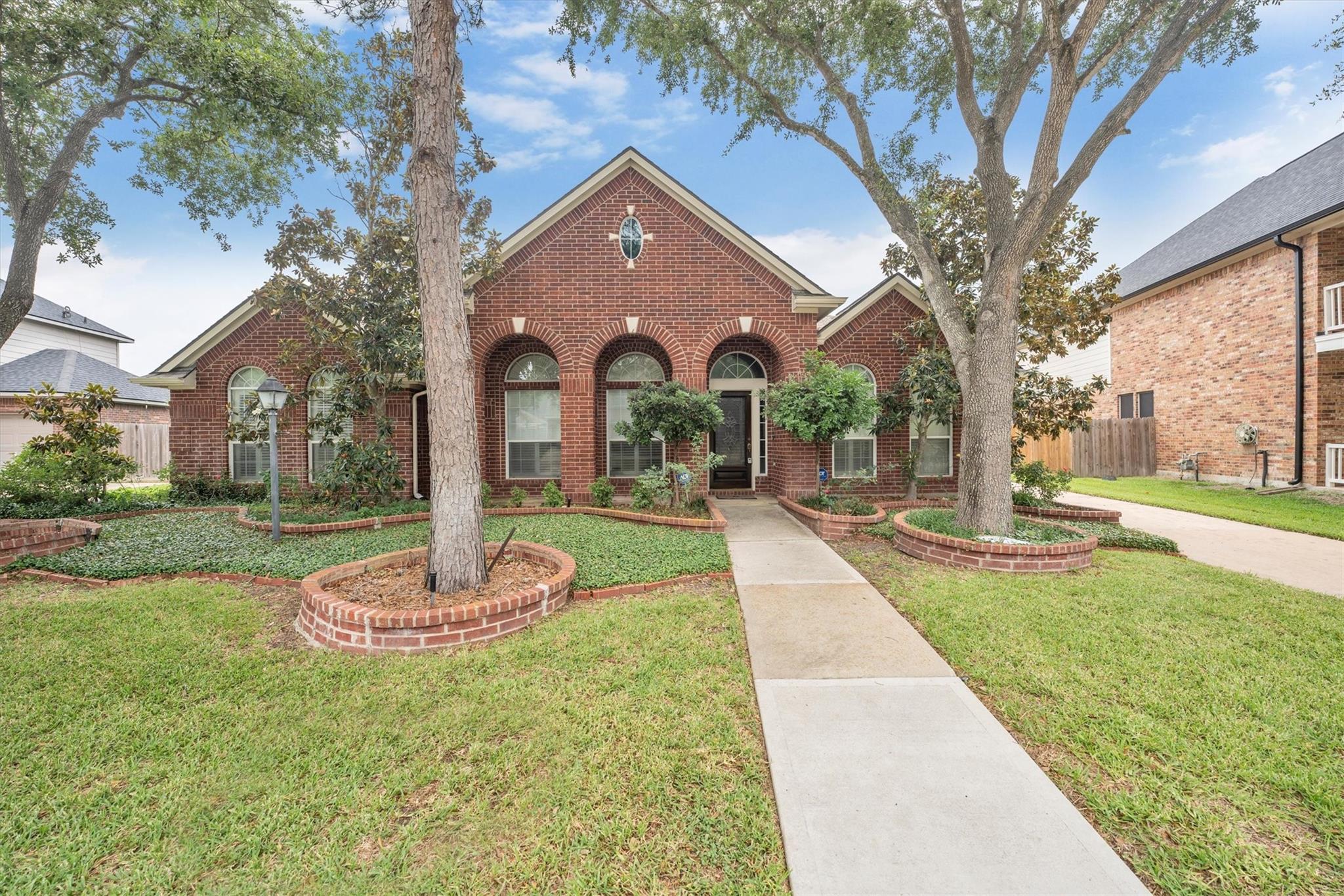 2711 Sica Hollow Lane