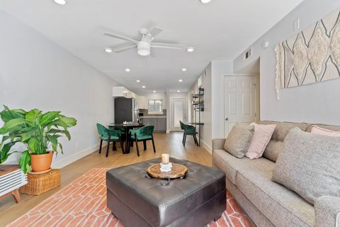 Photo of 909 Reinli Street #116, Austin, TX 78751 (MLS # 47311304)