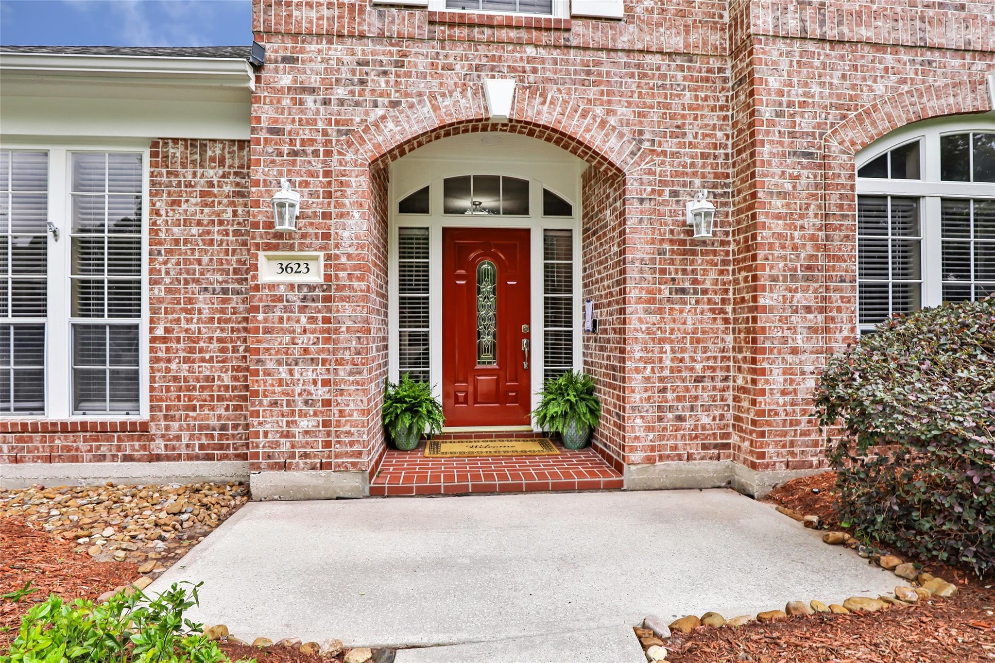 3623 Clover Creek Drive