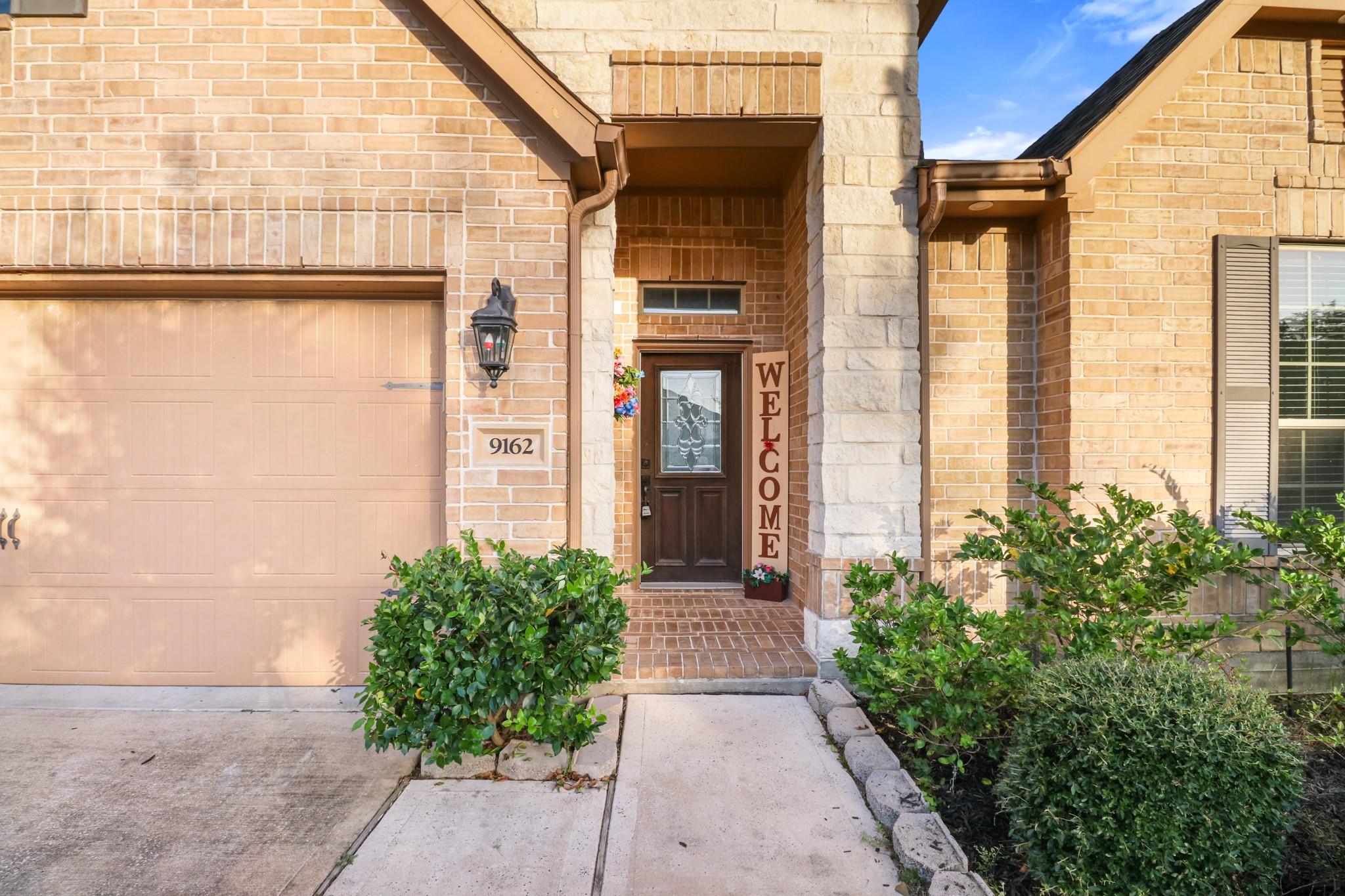 9162 Monarch Field Lane