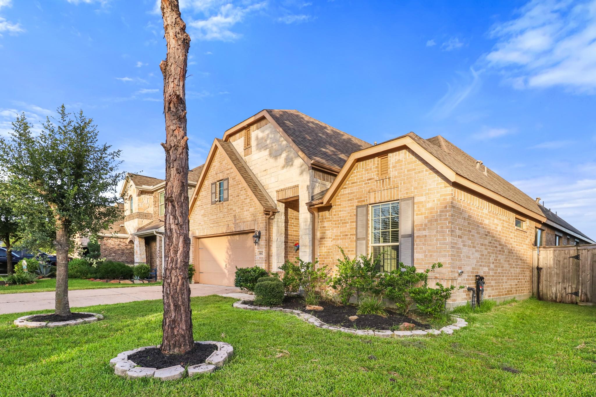 9162 Monarch Field Lane