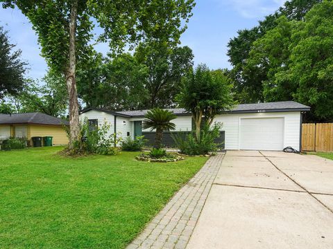 Photo of 5203 Brookmeade Drive, Houston, TX 77045 (MLS # 24554310)