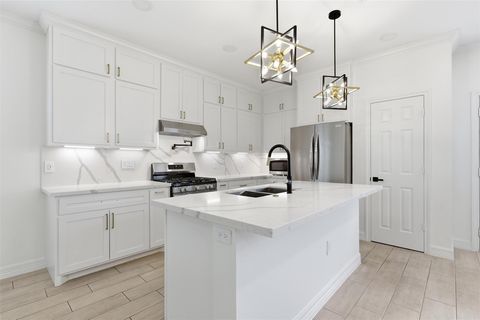 Tiny photo for 6037 S Acres Drive, Houston, TX 77048 (MLS # 13244218)