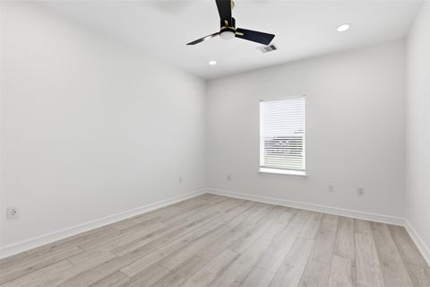 Tiny photo for 6037 S Acres Drive, Houston, TX 77048 (MLS # 13244218)